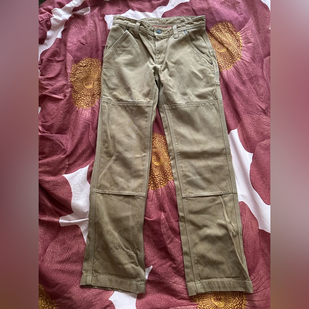 Patagonia Women’s Khaki Cargo Pants